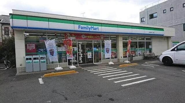 コンビニ　ファミリーマート杉並宮前二丁目店（コンビニ）まで459m