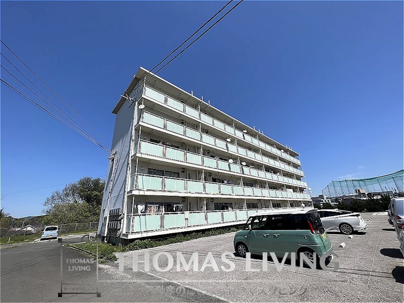 飯塚市横田のマンションの建物外観