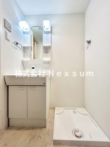 洗面設備　広い洗面スペース！