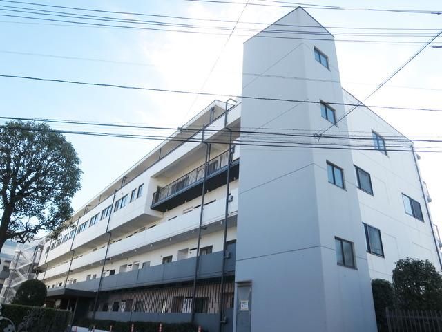 川崎市高津区二子のマンションの建物外観