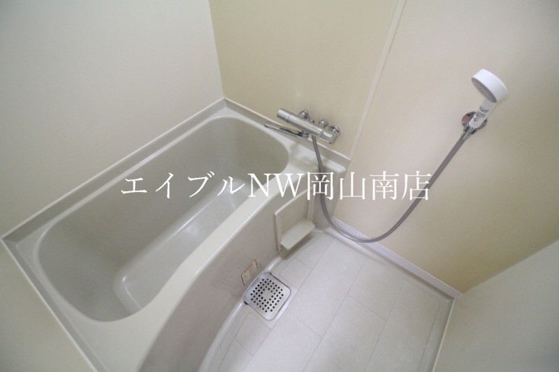 バス・シャワールーム　バス