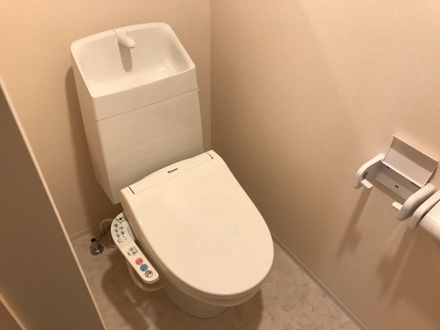 トイレ　イメージ