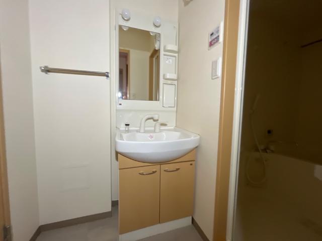 洗面設備　洗髪洗面化粧台