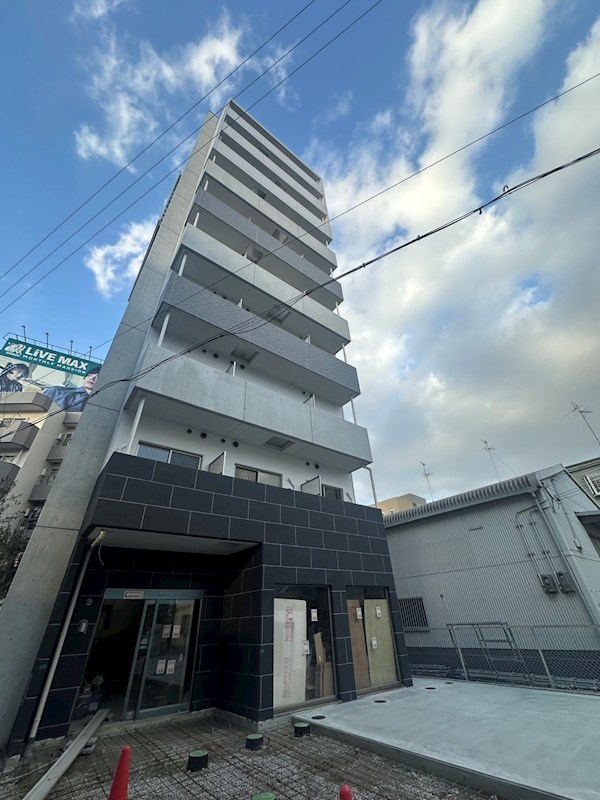 【豊中市宝山町のマンションの建物外観】