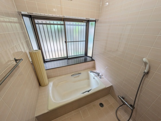 バス・シャワールーム　※現況優先です。