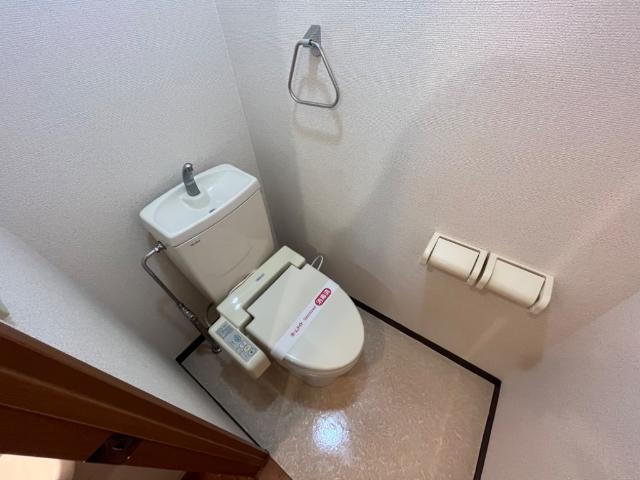 トイレ　シャワー付トイレ