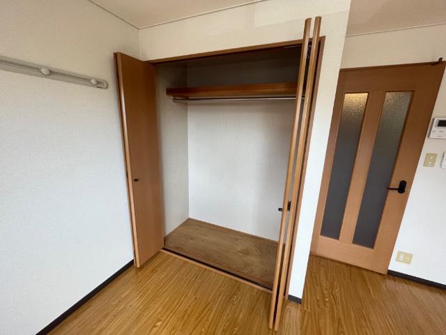 収納　クローゼット