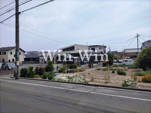 ドラックストア　フロンティア薬局　花田店（ドラッグストア）まで576m