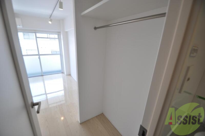 収納　風通しの良いお部屋、収納もしっかりあります。