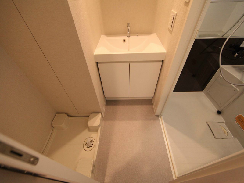 洗面設備　脱衣所　独立洗面台　洗濯機ご用意できます