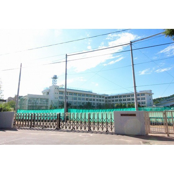 中学校　仙台市立長町中学校（中学校）まで1247m