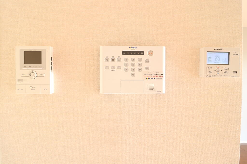 セキュリティ　モニター付きインターホンあります！