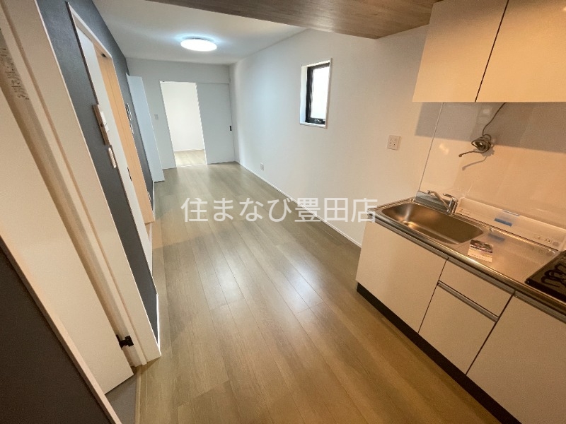 居室・リビング　同型別部屋写真