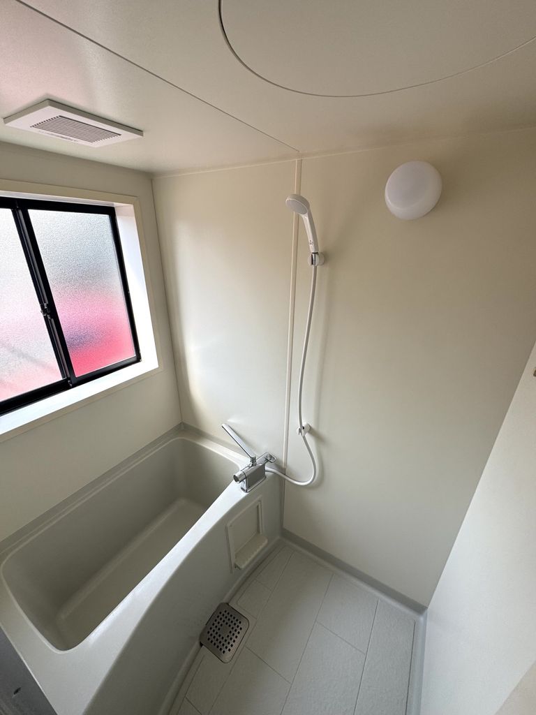 バス・シャワールーム　バス