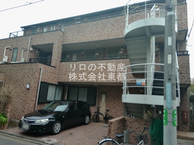 建物外観　小田急線下北沢駅から徒歩７分の好立地☆