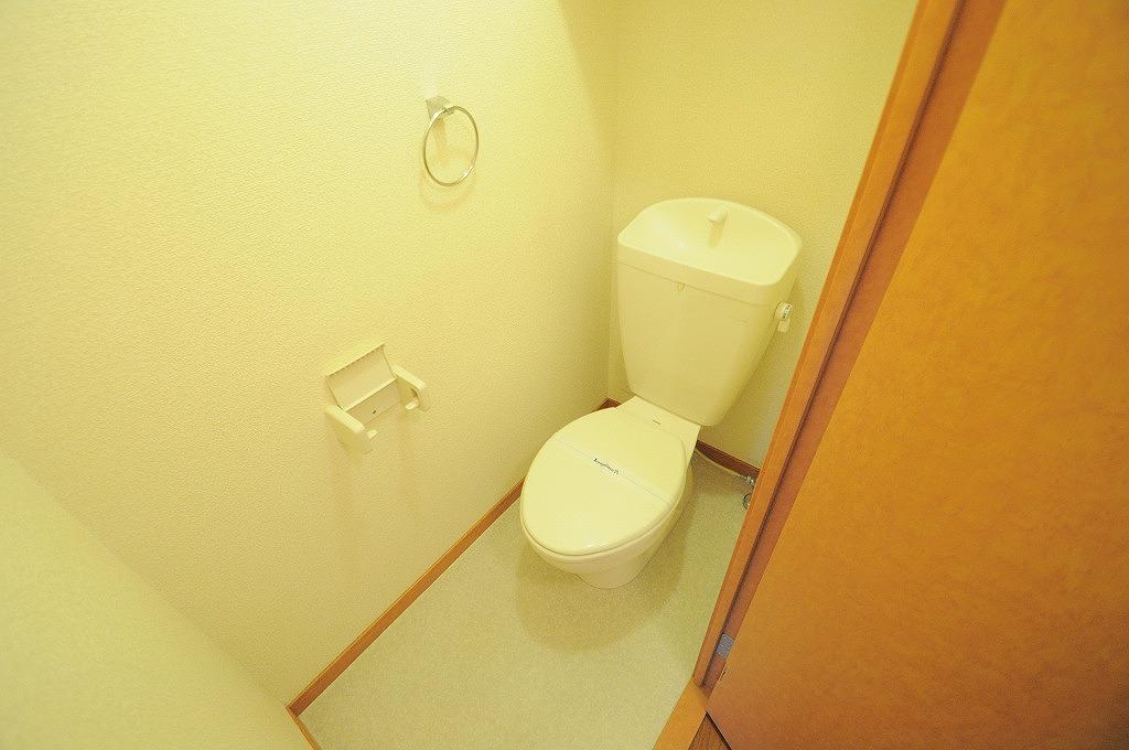 ＪＲ山陽本線 ひめじ別所駅 徒歩18分 2階建 築26年のトイレ写真