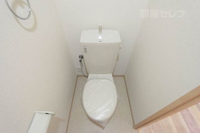 トイレ　イメージにつき実際とは異なります