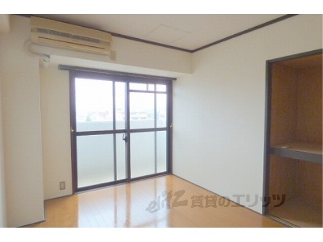 居室・リビング　洋室