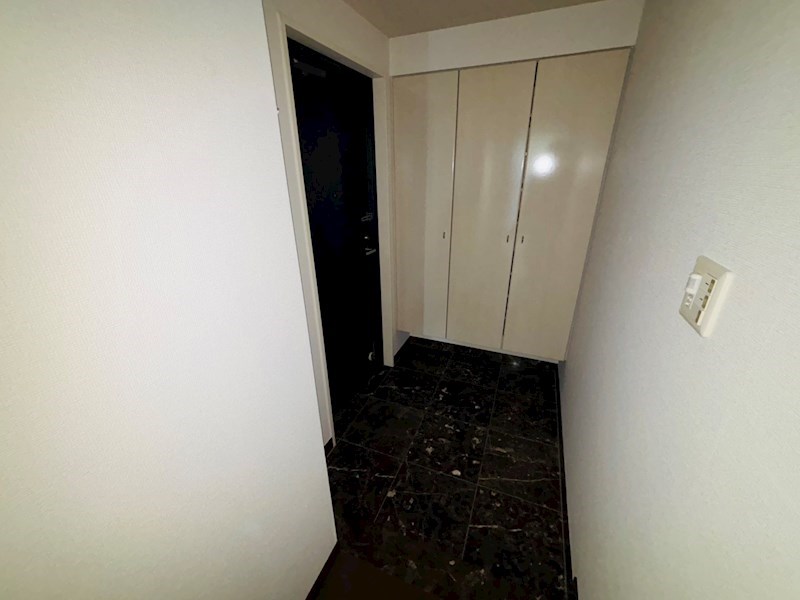 玄関　同建物別部屋