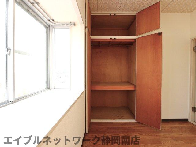 収納　十分な収納スペースがあります