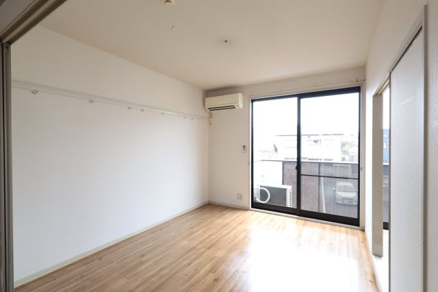 居室・リビング　2025年12月撮影。