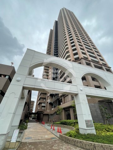 建物外観　キングスクエアランドレックスC棟　外観