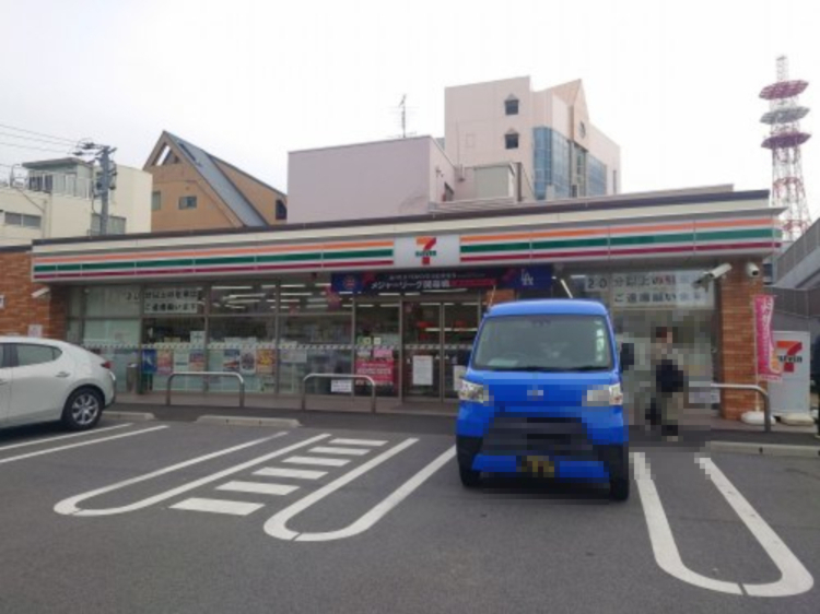 コンビニ　セブンイレブン　岐阜明徳町店（コンビニ）まで223m
