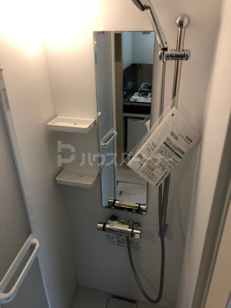 バス・シャワールーム　シャワールーム