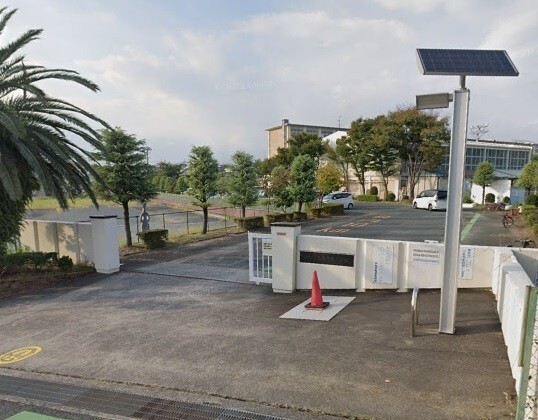 小学校　浜松市立佐鳴台小学校（小学校）まで608m