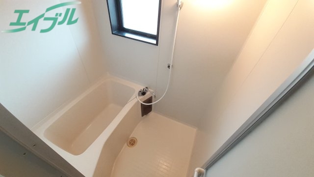 バス・シャワールーム　※同棟別部屋の写真です