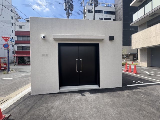 その他　敷地内ゴミ置き場