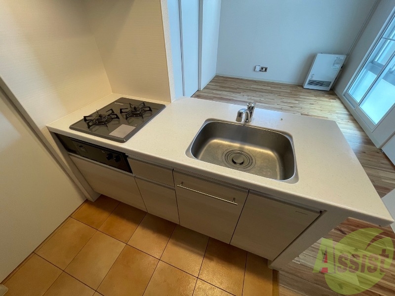 キッチン　キッチンはスペースも広々していて使いやすそうですよ！