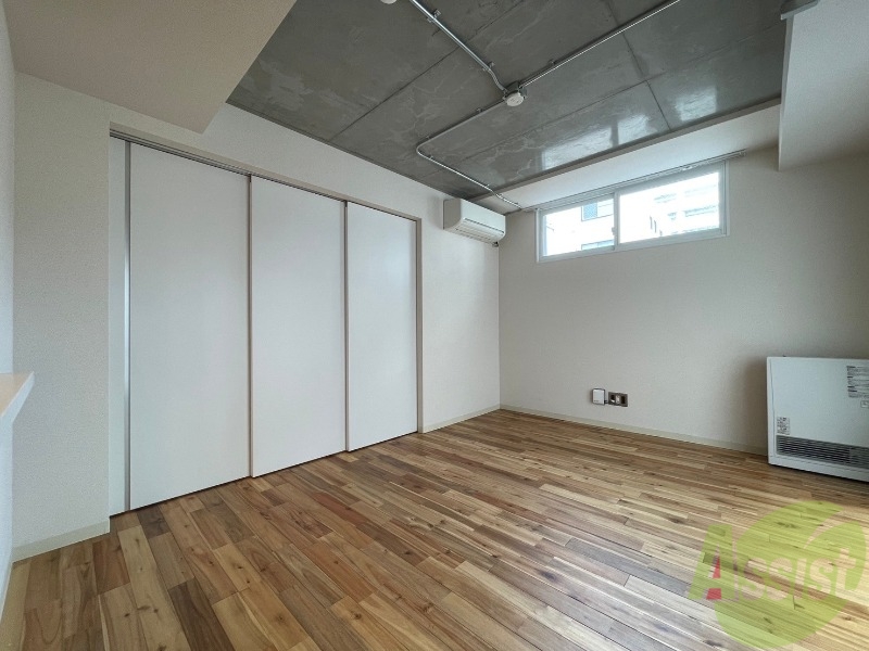 居室・リビング　広くてキレイなお部屋が広がっていて、充実した生活が送れそう。