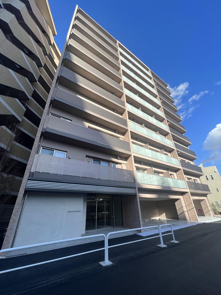 建物外観　バルコニー