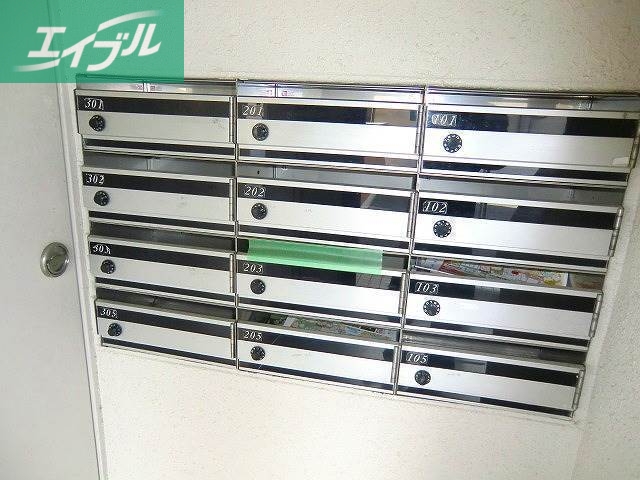 ロビー　集合ポスト