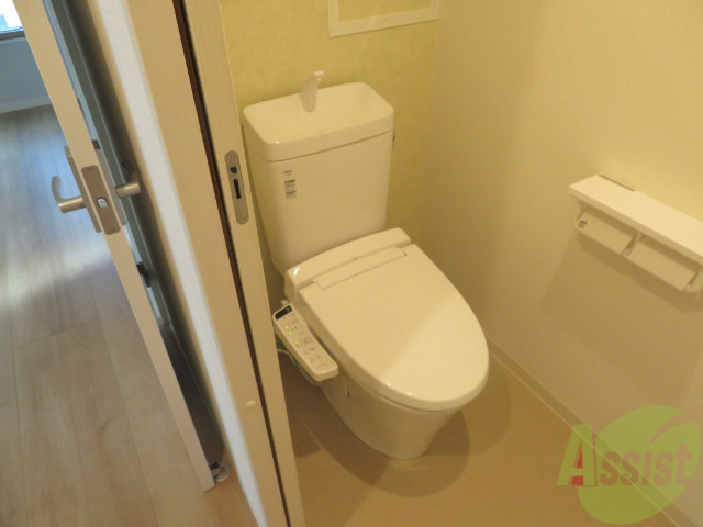 トイレ　各機能付きのトイレですので安心してご利用いただけます