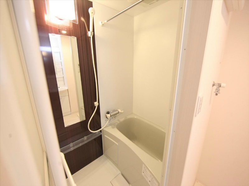 バス・シャワールーム　浴室暖房乾燥機　24時間換気機能付バスルーム