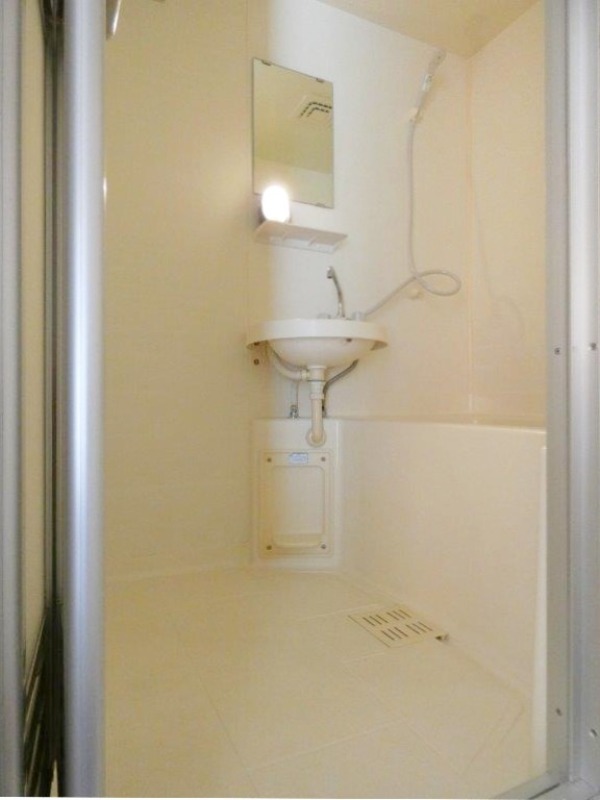 バス・シャワールーム　図面と現状に相違がある場合には現状を優先