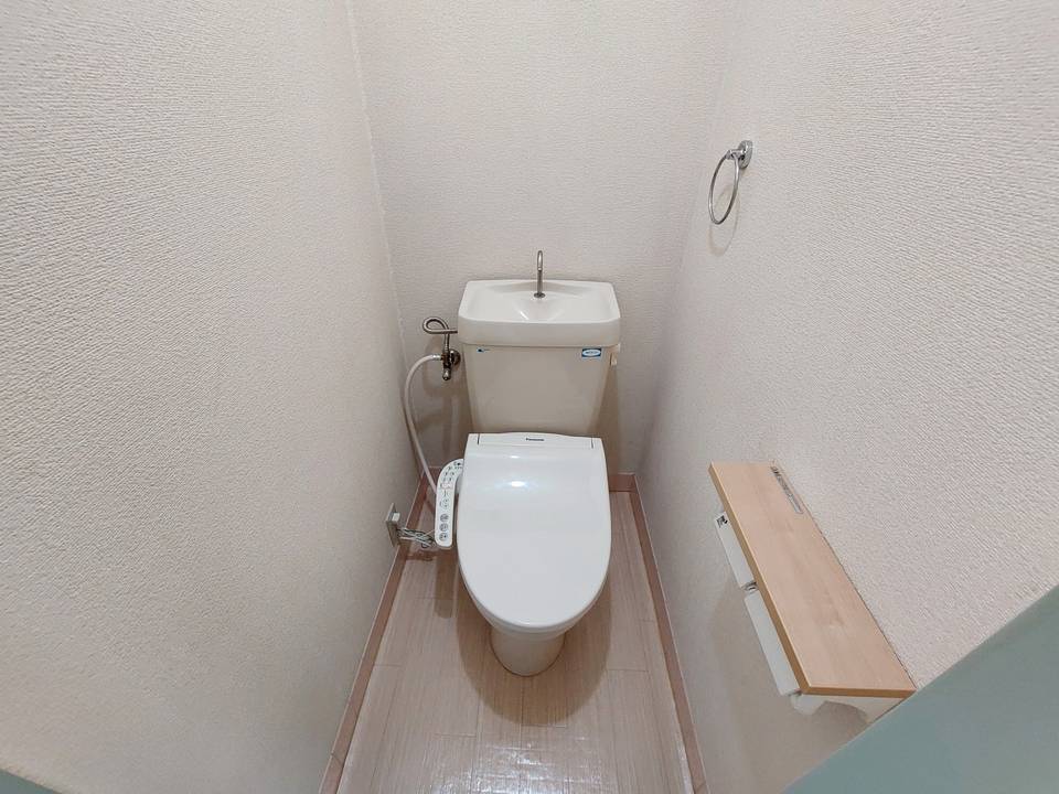 トイレ　トイレ