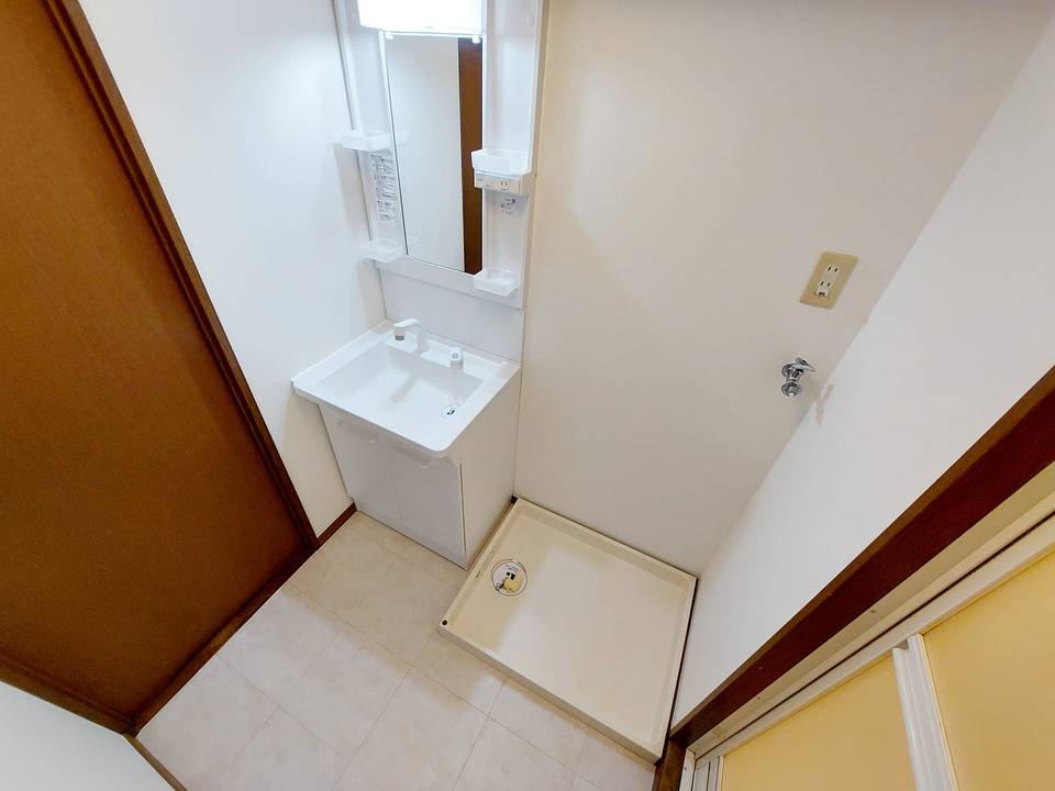 洗面設備　洗濯機置場