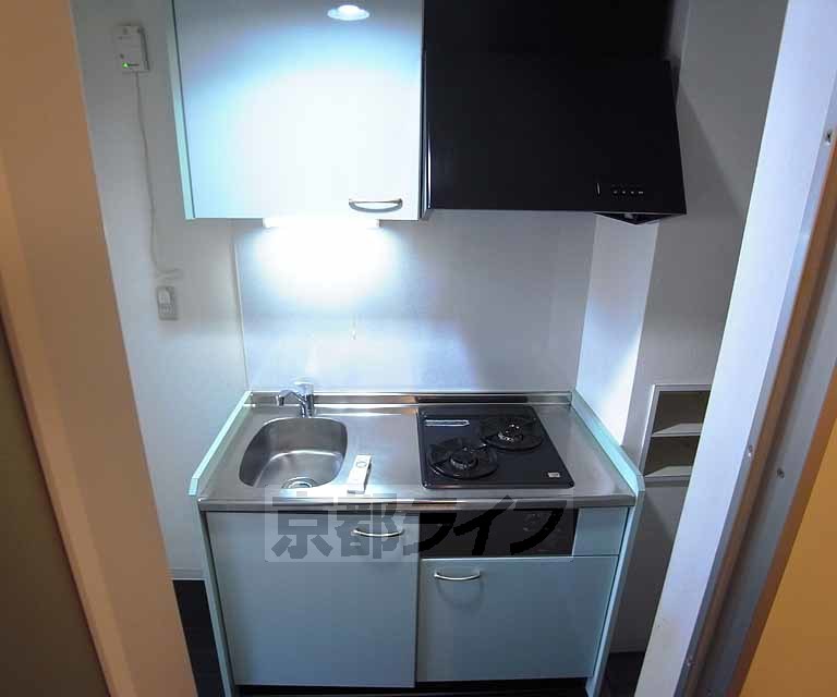 キッチン　２口コンロで料理もはかどりますね！