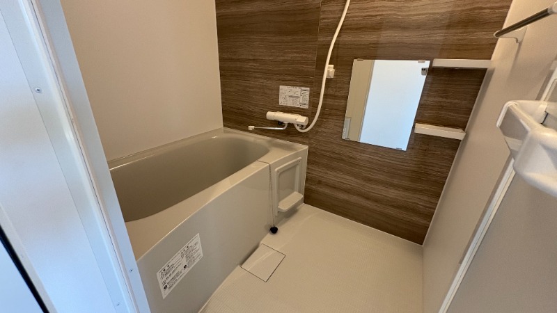 バス・シャワールーム　バスルーム