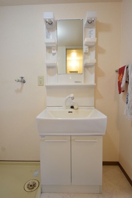 洗面設備　★独立洗面台付です★