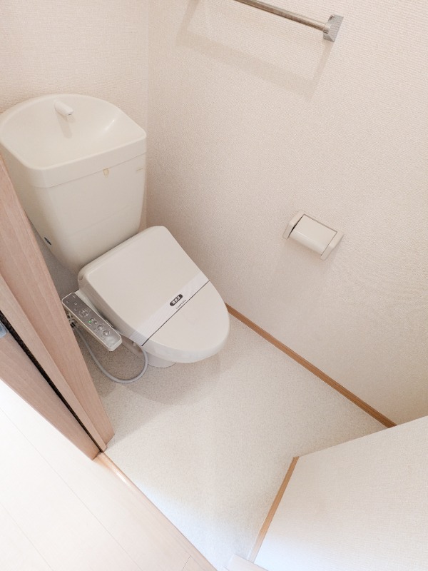 トイレ　図面と現状に相違がある場合には現状を優先