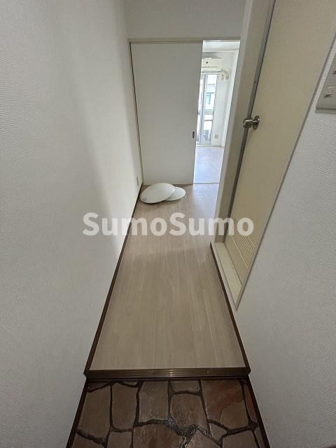 玄関　収納もある玄関です