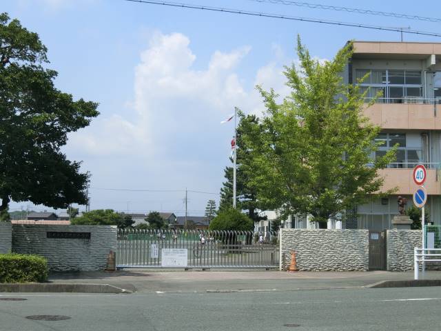 小学校　袋井北小学校（小学校）まで765m
