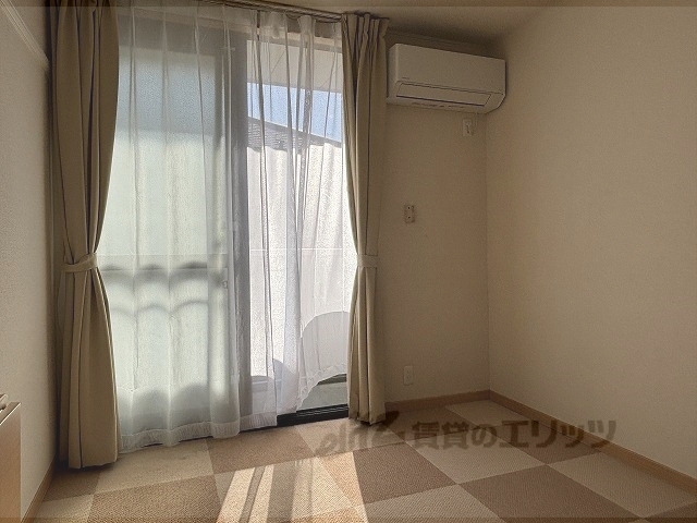 居室・リビング　洋室