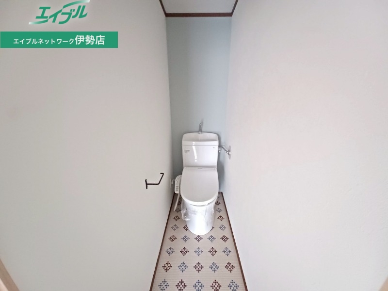 トイレ　別部屋参考写真です