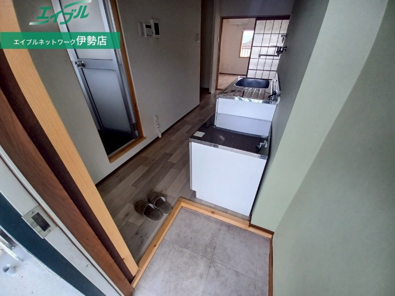 玄関　別部屋参考写真です