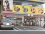 コンビニ　セブンイレブン（コンビニ）まで589m